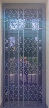 Nůžková mříž