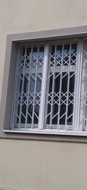 Nůžková mříž
